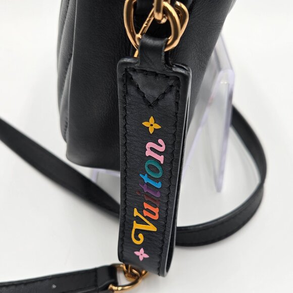 COA INCLUDED - Louis Vuitton M53682 NAVY/Black Camera Bag Wave Crossbody - Picture 4 of 15